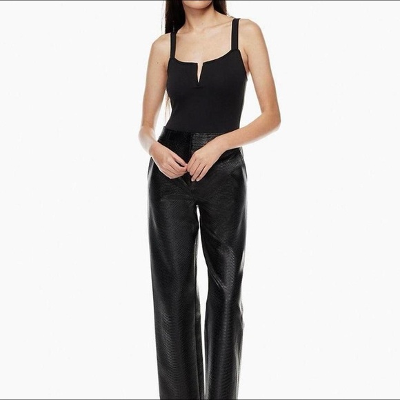 Babaton Notch Bodysuit - Picture 3 of 4